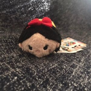 Disney Tsum Tsum Snow White Plush
